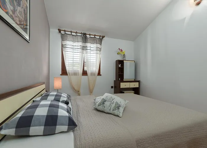 Biba Lux Διαμέρισμα Πόρετς